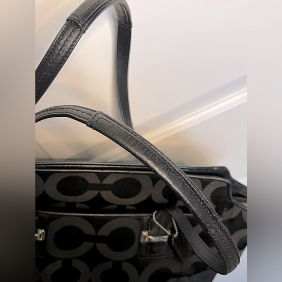 Coach Shoulder Bag - Picture 6 of 10